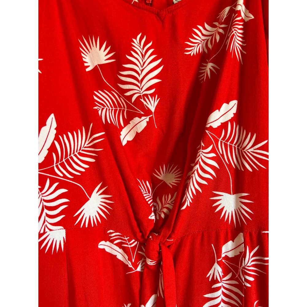St Johns Bay Womens XL Red Tropical Palm Leaf Ruffle Tie Front Jumpsuit Rayon - Picture 8 of 16